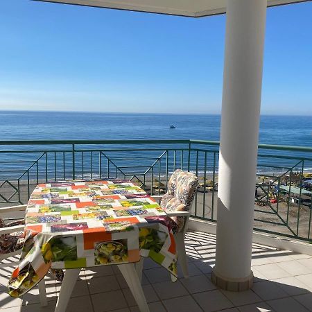 Torrox Costa Beachfront Apartment Екстер'єр фото