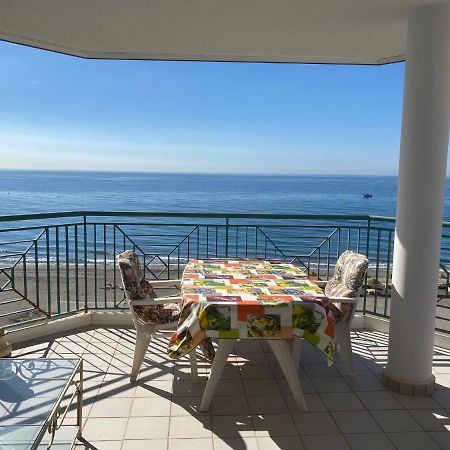 Torrox Costa Beachfront Apartment Екстер'єр фото