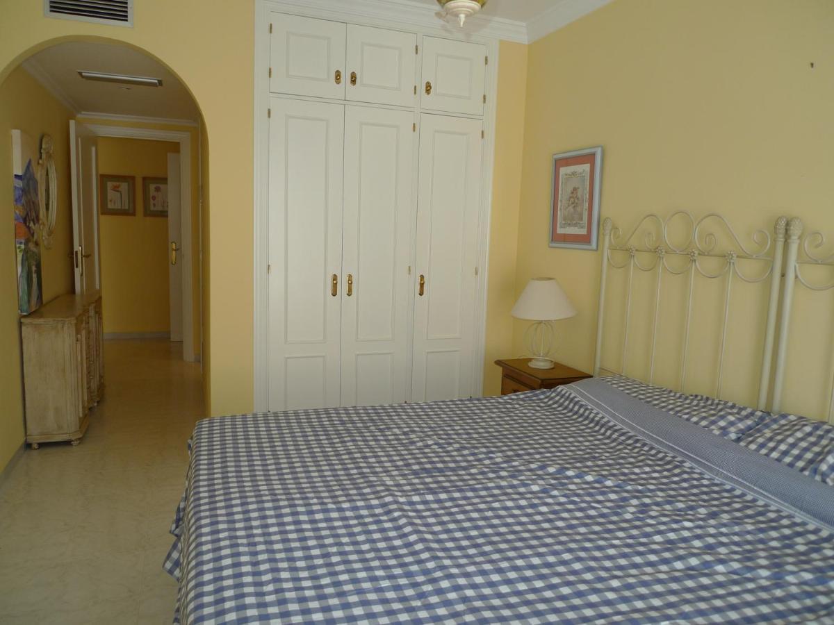 Torrox Costa Beachfront Apartment Екстер'єр фото