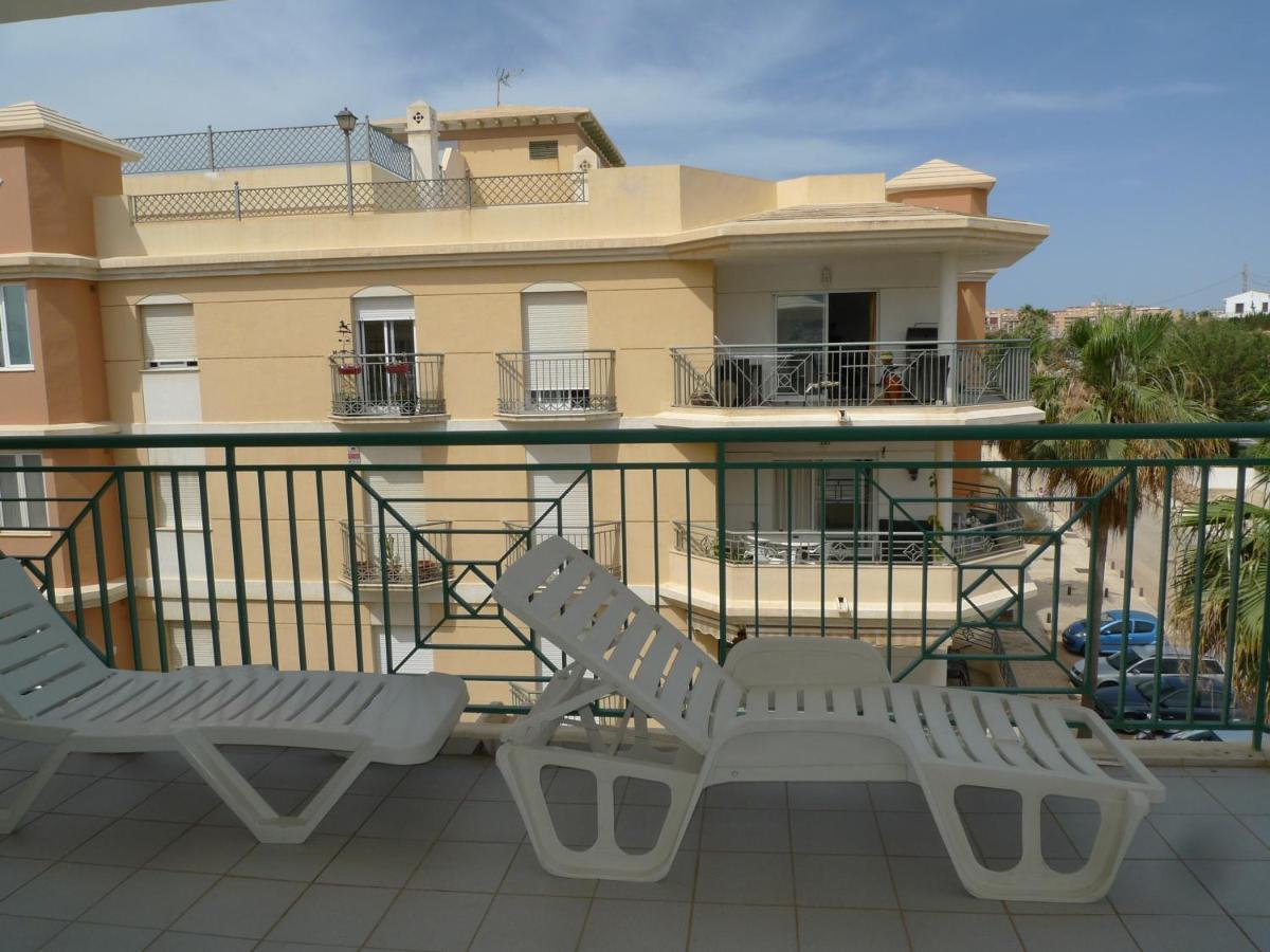 Torrox Costa Beachfront Apartment Екстер'єр фото