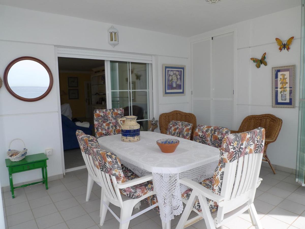 Torrox Costa Beachfront Apartment Екстер'єр фото